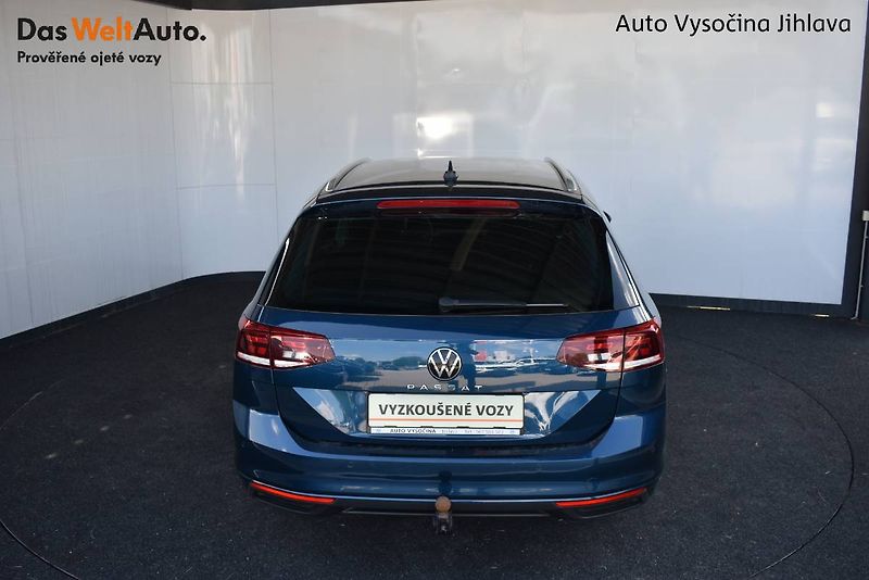 Volkswagen Passat Variant (2023) 1.5TSI 110kW, LED, tažné - fotka 8 z 24