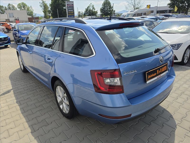 Škoda Octavia 1,4 TSi 110KW Style+ ALU TZ - fotka 8 z 45