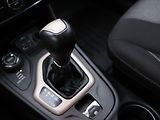 Jeep Cherokee 2,0 CRDI 125kW Aut. 4x4 - náhled 22