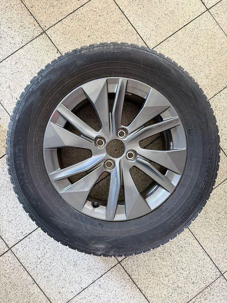 Peugeot 2008 ALLURE 1.2 PureTech 130 EAT8 - fotka 33 z 33