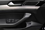 Volkswagen Passat 2.0 TDi CR HIGHLINE, NAVI, LED - náhled 10