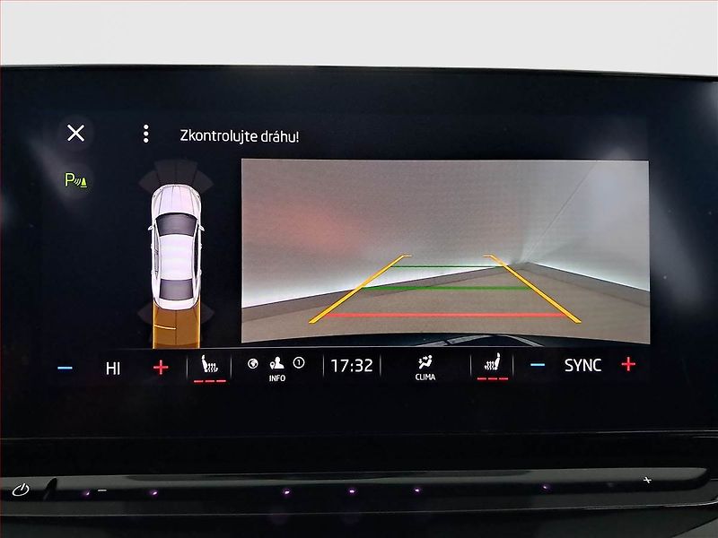 Škoda Octavia (2022) 2.0 TDI - fotka 16 z 18