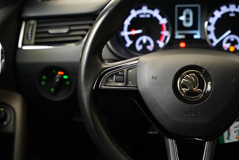 Škoda Octavia - fotka 18 z 28