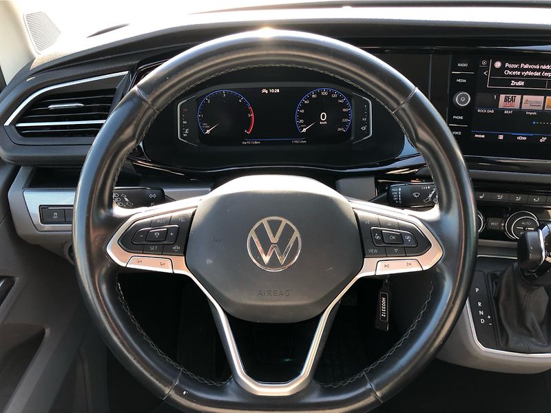 Volkswagen Caravelle 2,0 TDI 4motion Highline - fotka 18 z 29