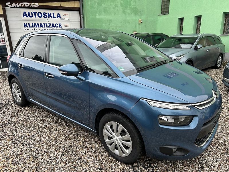 Citroën C4 Picasso (2015) 2.0 HDi 110KW!! PRAVIDELNÝ SER - fotka 2 z 30