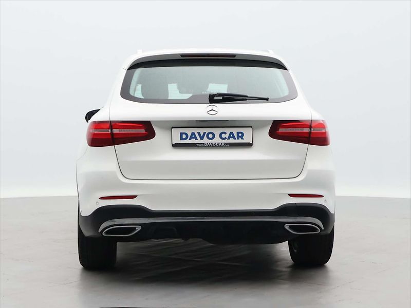 Mercedes-Benz GLC 2,1 220d 125kW AMG 4Matic CZ - fotka 6 z 33