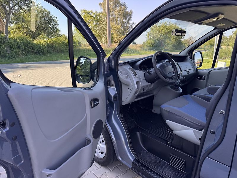 Renault Trafic 2.0DCI 84Kw L1 2x boční dveře - fotka 7 z 23