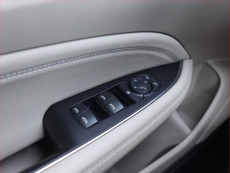 Opel Insignia (2018) 2.0 Turbo 4x4, 4X4, Automat - fotka 21 z 23