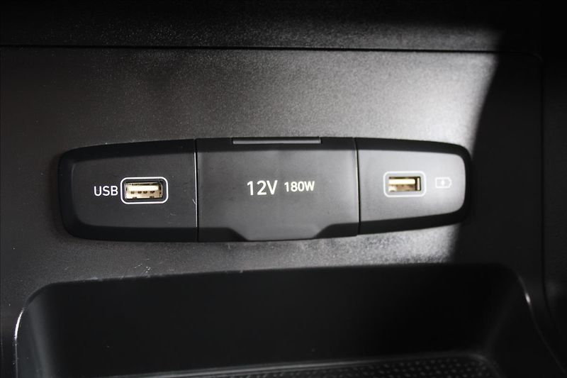 Hyundai Tucson 1,6 T-GDI  ČR,1.MAJITEL, SMART - fotka 17 z 34