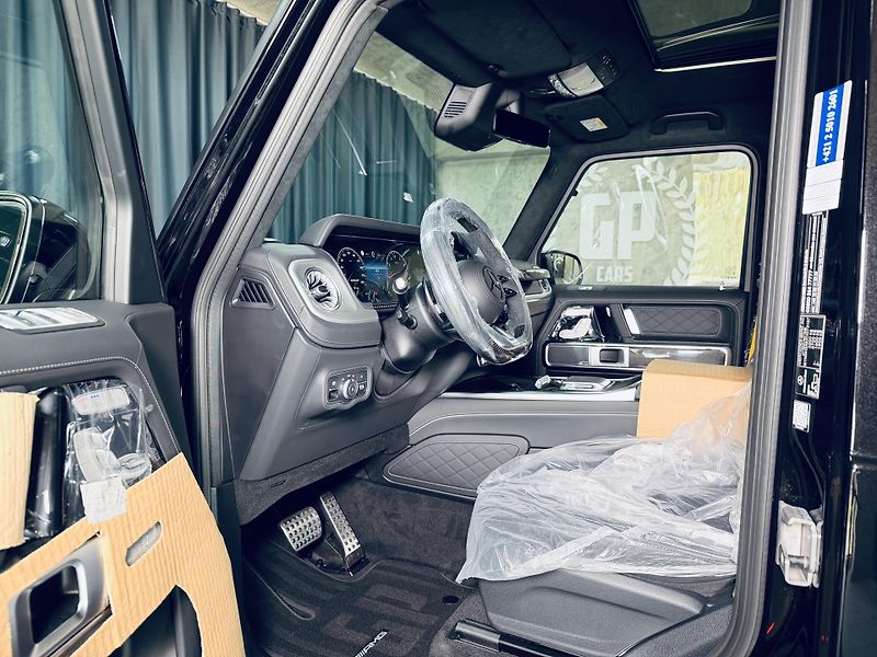 Mercedes-Benz Třídy G (2026) G63*A22*CARBON*SUPERIOR - fotka 16 z 40