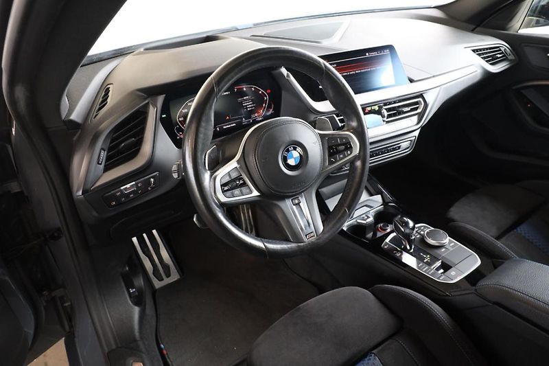 BMW Řada 2 M235i xDrive Gran Coupé - fotka 5 z 26
