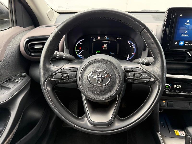 Toyota Yaris Cross 1.5 HSD e-CVT Executive FWD - fotka 15 z 27