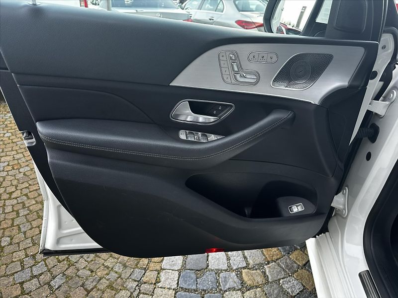 Mercedes-Benz GLE 350de 4M AMG paket - fotka 5 z 41