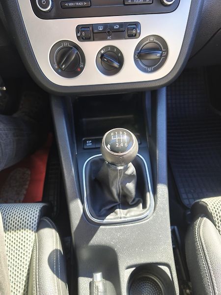 Volkswagen Scirocco (2009) 1,4TSi-Velký.servis-záruka!! - fotka 14 z 29