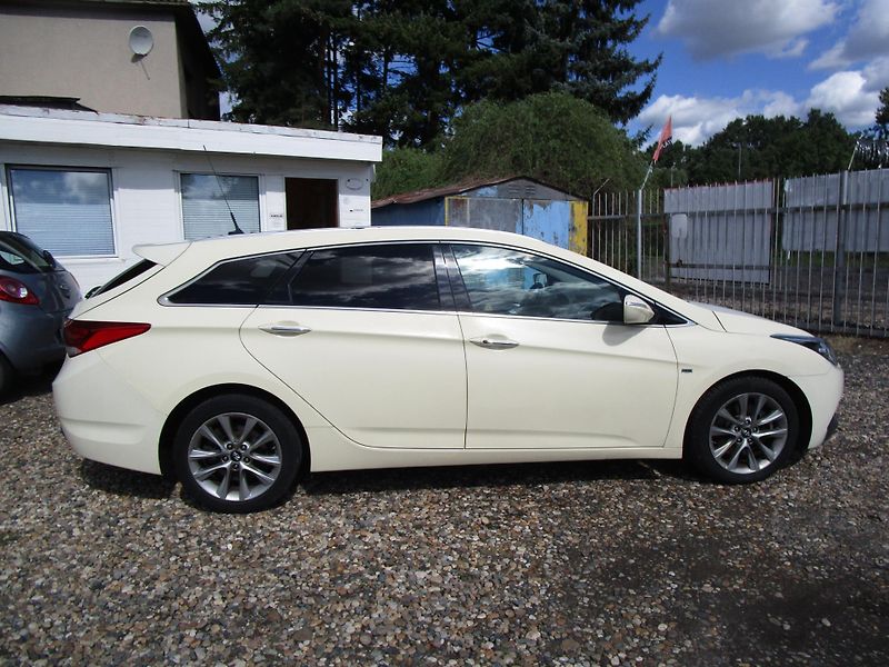 Hyundai i40 (2016) 1,7CRDI-104KW-AUTOMAT - fotka 5 z 20