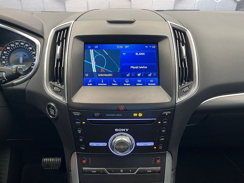 Ford Galaxy 2.0 EcoBlue Titanium 140 kW - fotka 17 z 50