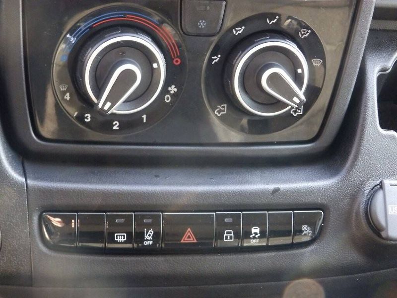 Opel Movano (2026) Van 3500 L2H2 2.2 CDTi - fotka 27 z 30