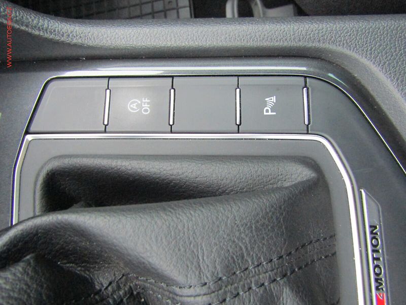 Volkswagen Tiguan (2016) 2.0 TDi 4x4, ČR, Comfortline - fotka 18 z 20