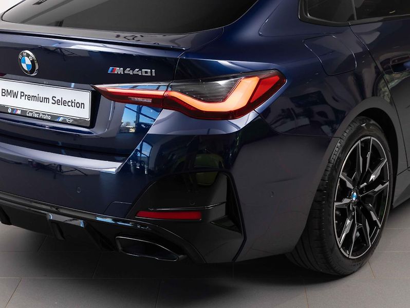 BMW Řada 4 M440i xDrive Gran Coupé - fotka 9 z 23