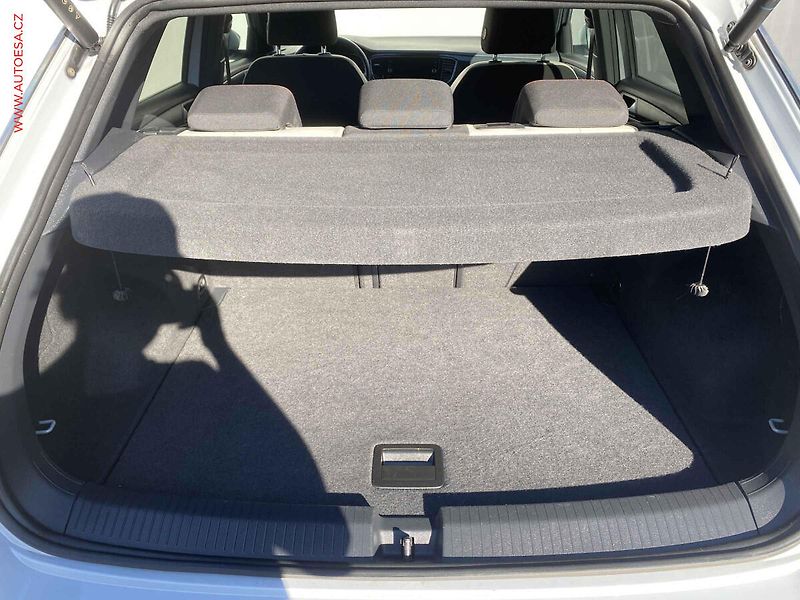 Volkswagen T-Roc (2018) 2.0 TSi 4x4, Highline, DSG - fotka 7 z 22