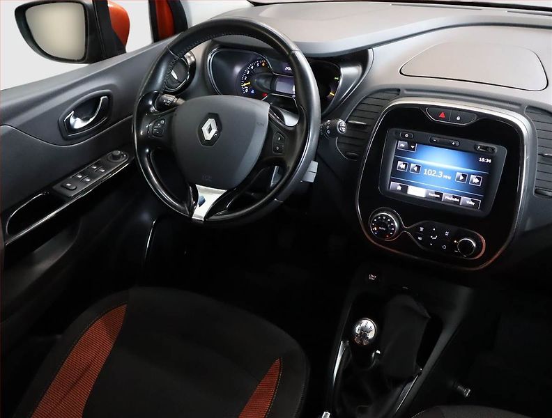 Renault Captur (2014) 0.9 TCe, Navi, Tempomat - fotka 7 z 18