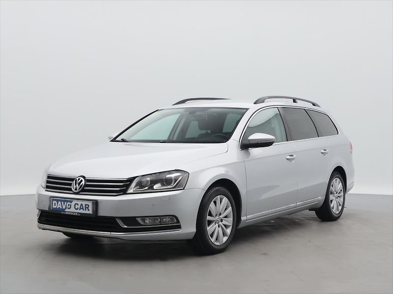 Volkswagen Passat 2,0 TDI 103kW DSG Xenon Navi - fotka 3 z 32