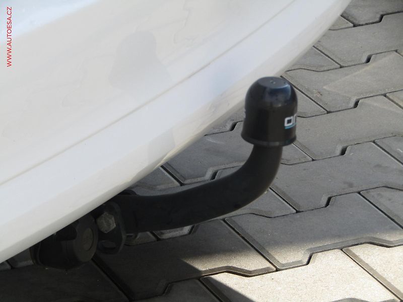 Škoda Octavia (2012) 1.6 TDi, ČR, Ambition - fotka 17 z 18