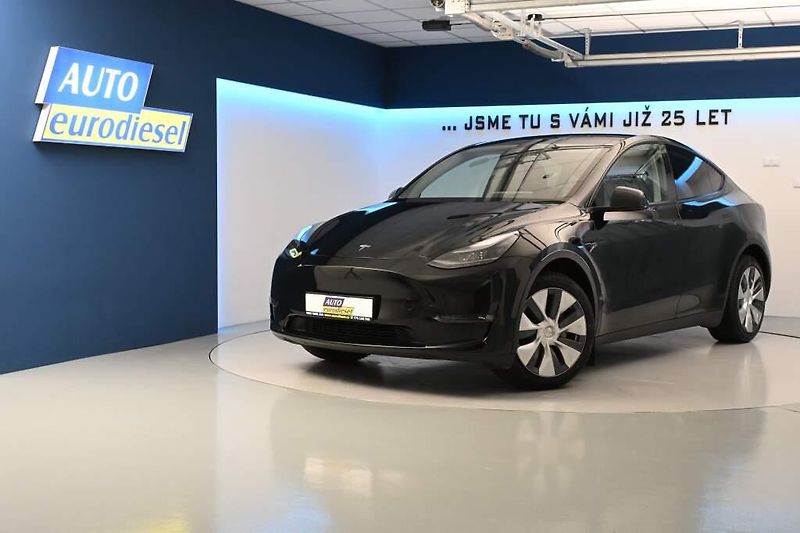 Tesla Model Y (2022) Long Range Dual Motor AWD 94% - fotka 2 z 44