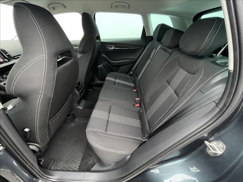 Škoda Karoq 2,0 TDI DSG Style Plus ACC+NAV - fotka 17 z 25