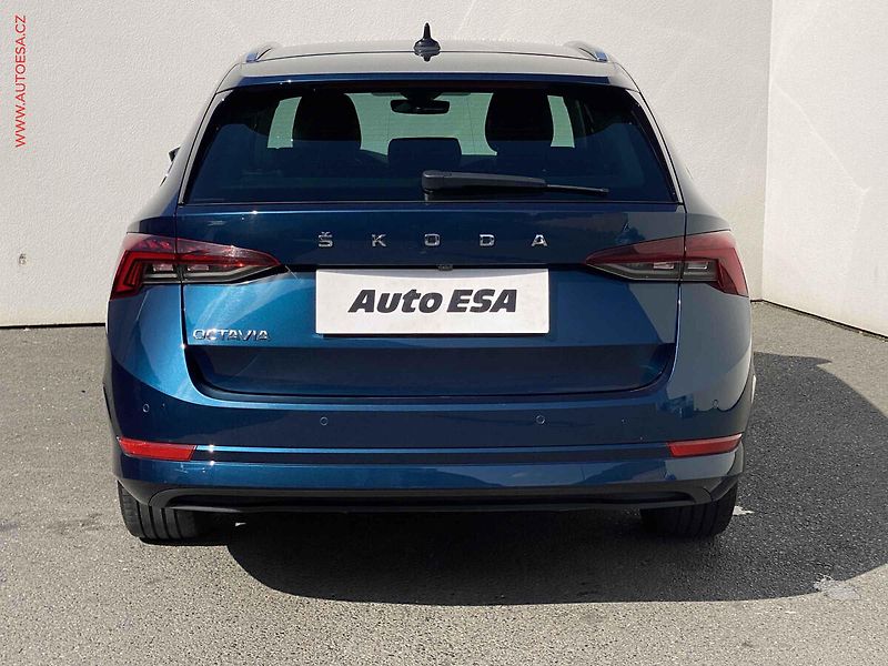 Škoda Octavia (2023) 2.0TDi, ČR, Style, DSG, LED - fotka 5 z 19