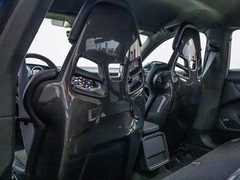 Porsche Taycan Turbo GT Weissach ActiveRide - fotka 19 z 23