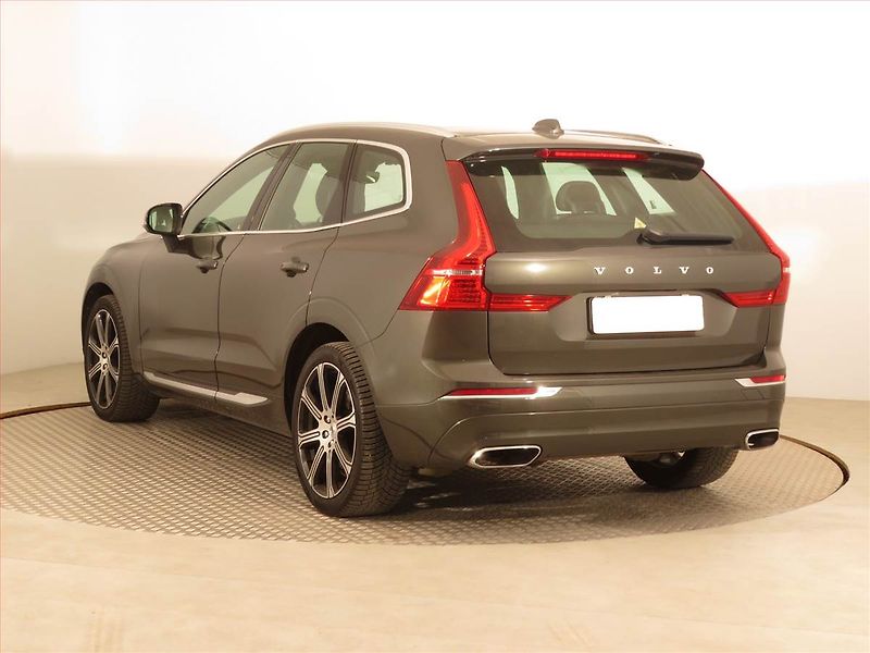 Volvo XC60 (2017) Inscription D4 - fotka 4 z 18