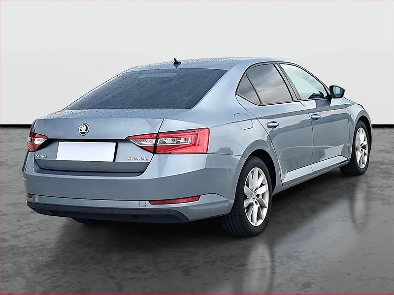 Škoda Superb (2017) 2.0 TDI, Tempomat - fotka 5 z 17