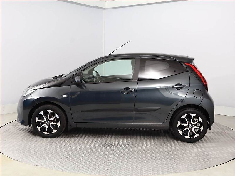 Toyota Aygo (2021) 1.0 VVT-i, ČR,1.maj - fotka 3 z 13