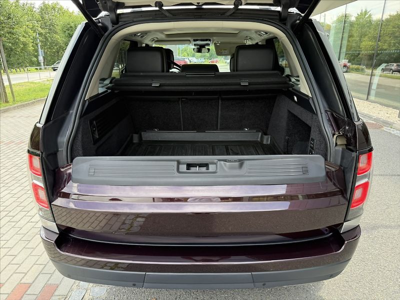 Land Rover Range Rover 5,0 AUTOBIOGRAPHY P525 - fotka 25 z 27