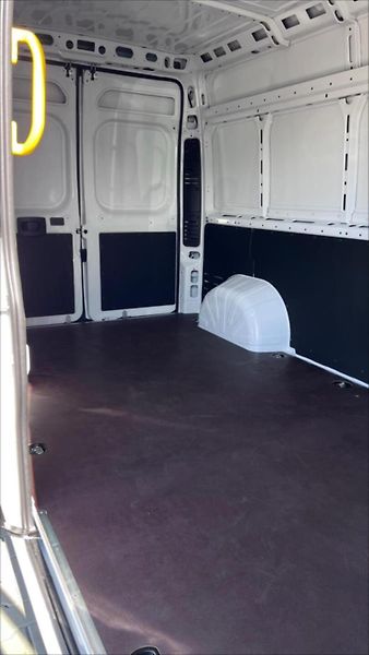 Fiat Ducato 2,2 MTJ 140k  Maxi L3H2 35 - fotka 16 z 18