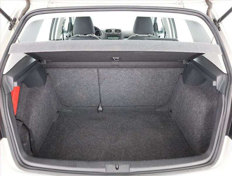 Volkswagen Golf (2010) 1.2 TSI, ČR,1.maj, Serv.kniha - fotka 17 z 18