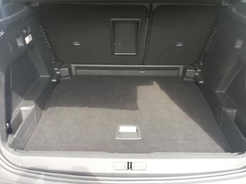 Peugeot 3008 (2017) GT-Line 2,0 bHDi 150k MAN6 - fotka 10 z 23