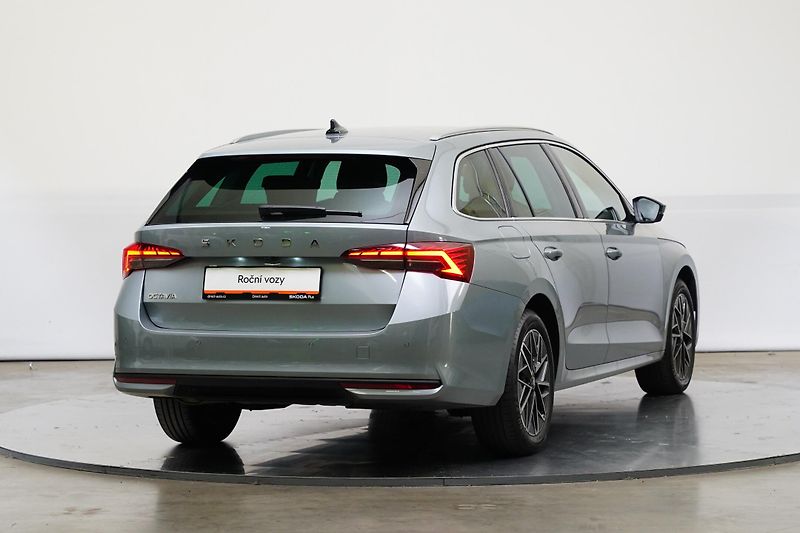 Škoda Octavia - fotka 2 z 27