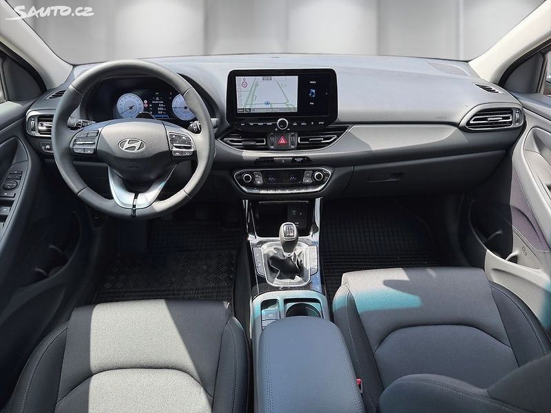 Hyundai i30 1,0 T-GDI Style Safety - fotka 11 z 12