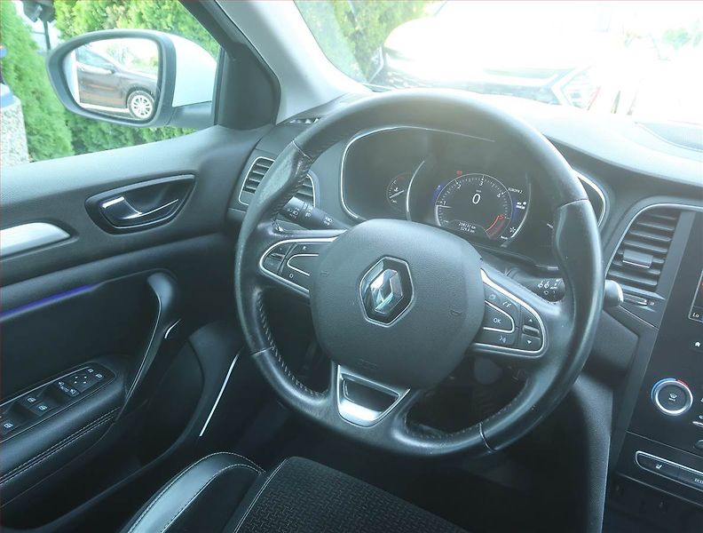 Renault Mégane (2018) 1.5 dCi, Navi, Tempomat - fotka 7 z 15