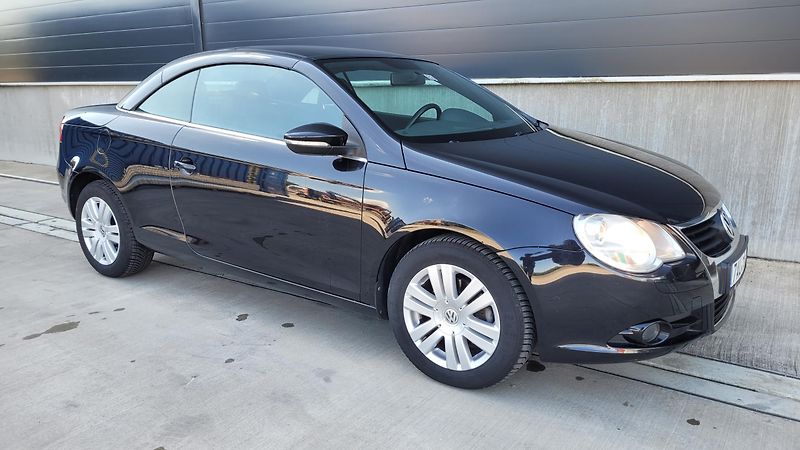 Volkswagen EOS (2010) 1,4 TSI 90KW - fotka 9 z 21