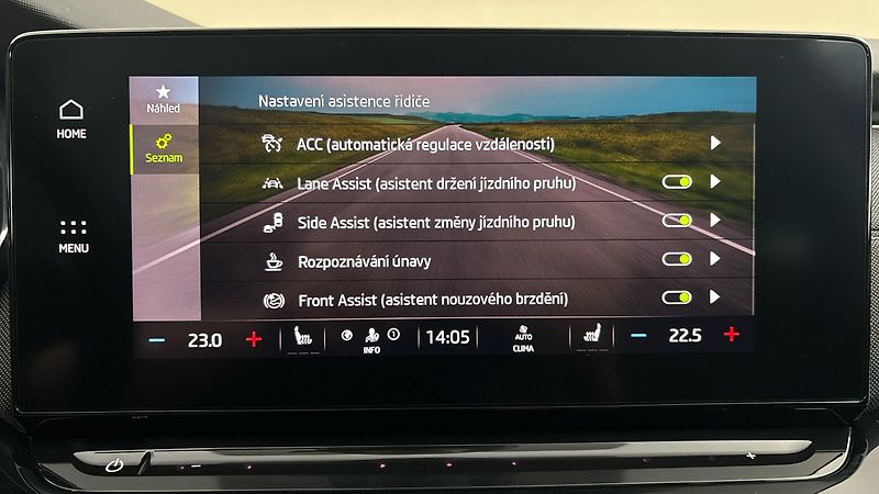 Škoda Octavia 2.0 TDI DSG Style Combi - fotka 24 z 26