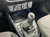 Škoda Fabia 1,0 TSI 70kW Selection - náhled 16