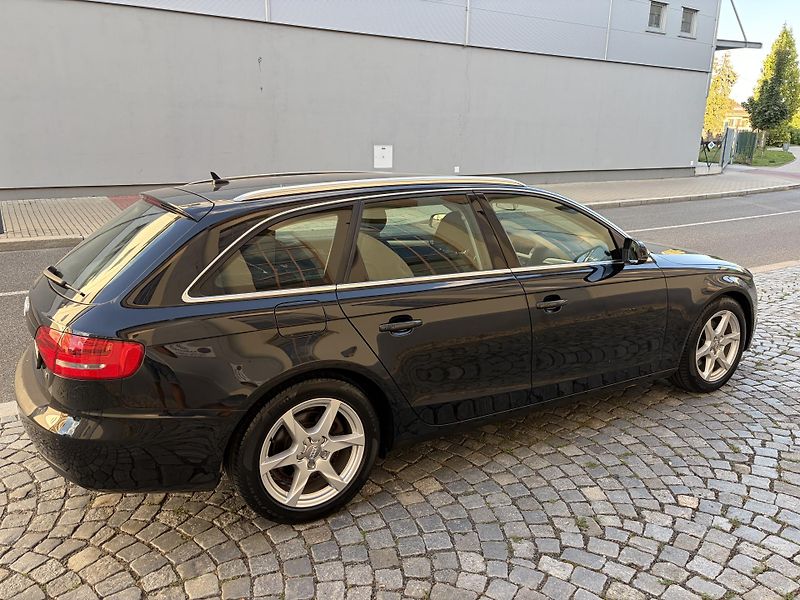 Audi A4 2,0 TDI, manual, nehavarovane - fotka 5 z 26