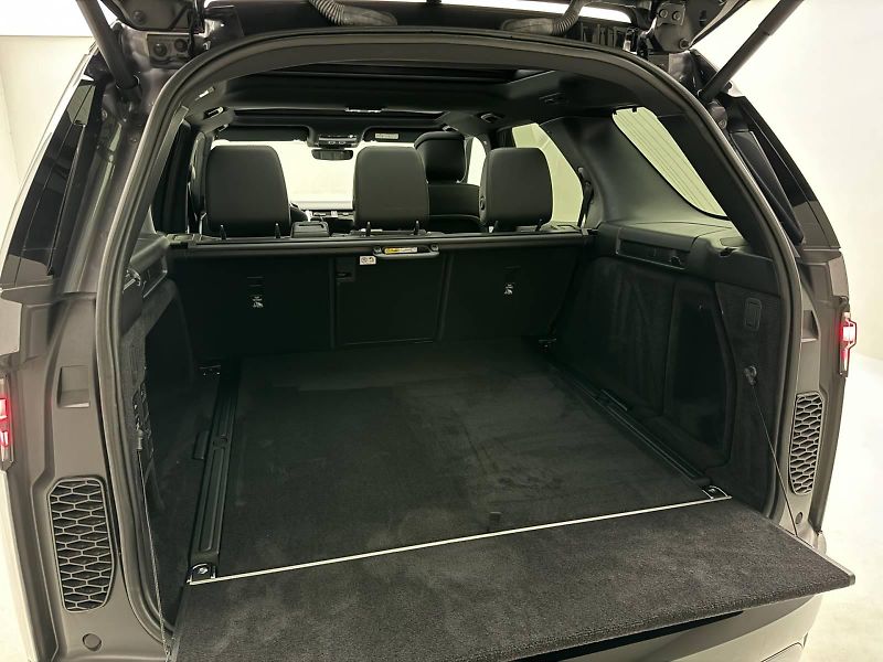 Land Rover Discovery (2023) Land Rover Discovery,  3.0 d D - fotka 18 z 48