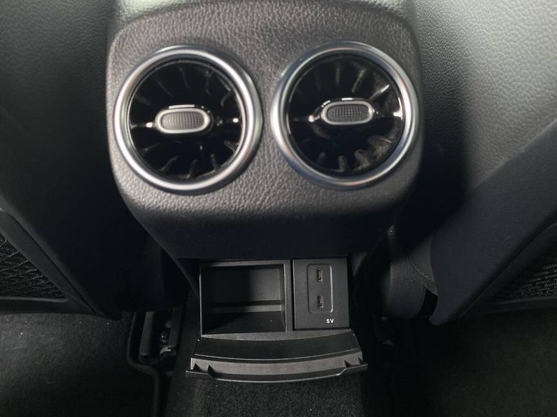 Mercedes-Benz Třídy A (2020) 45 S AMG 4M+ - fotka 25 z 27