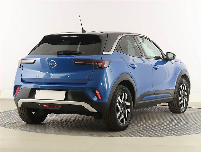 Opel Mokka (2021) Electric 50 kWh, SoH 92% - fotka 5 z 25