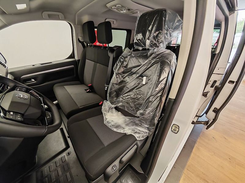 Toyota ProAce Verso 2.0L Diesel 9S Business L2 - fotka 11 z 34