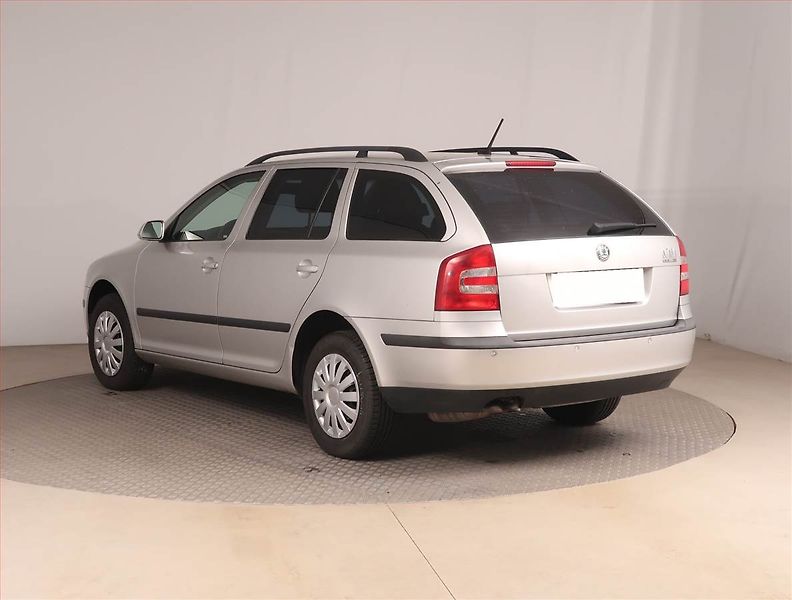 Škoda Octavia (2006) 1.9 TDI 4x4, 4X4, nová STK - fotka 4 z 15